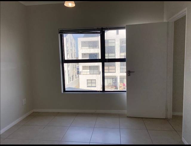 1 BEDROOM PROPERTY TO RENT IN SANDOWN